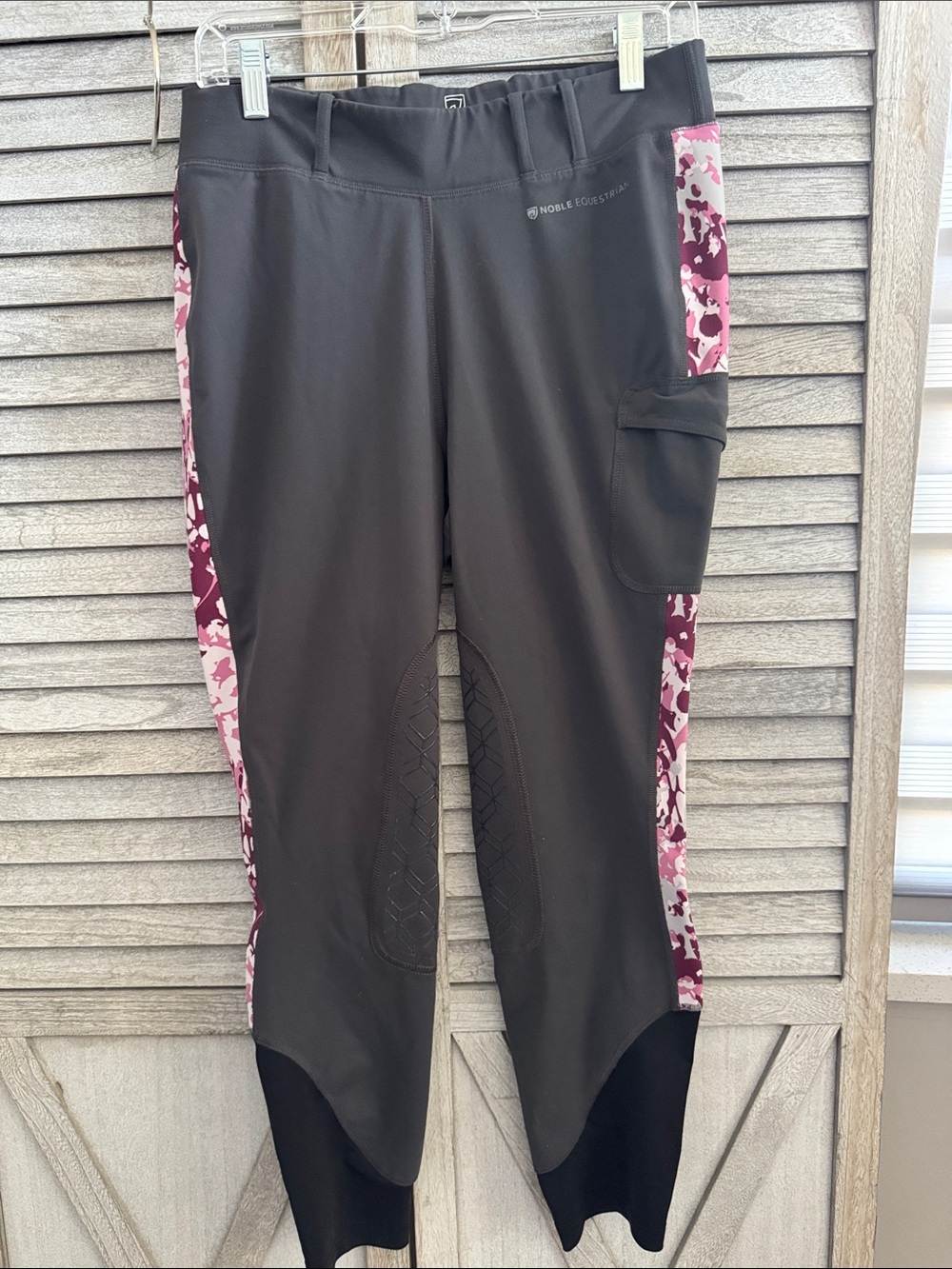 Noble Equestrian Gray Riding Tights/leggings with Pink Camo Side Panels size L